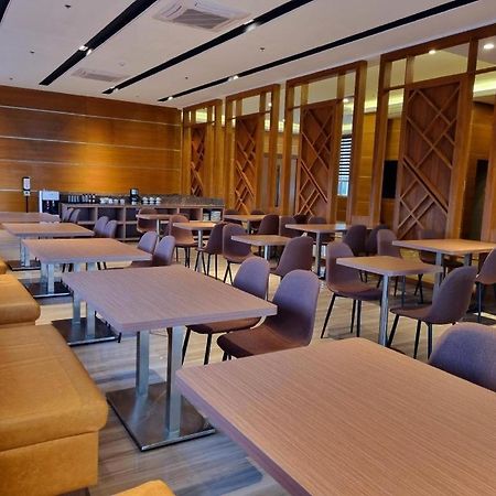 Alvea Hotel Bancaobancao ภายนอก รูปภาพ
